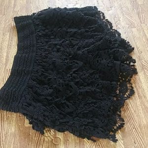 6/$12 No Boundries shorts